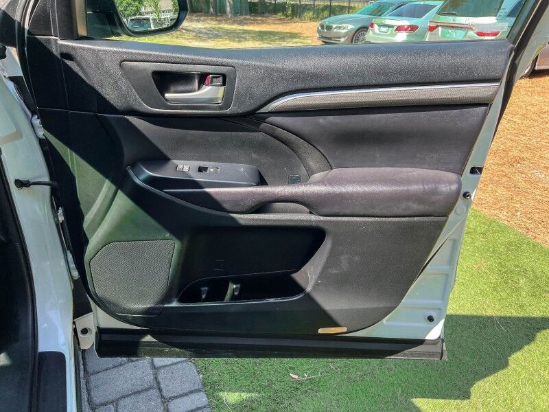 2017 Toyota Highlander SE Wilmington NC