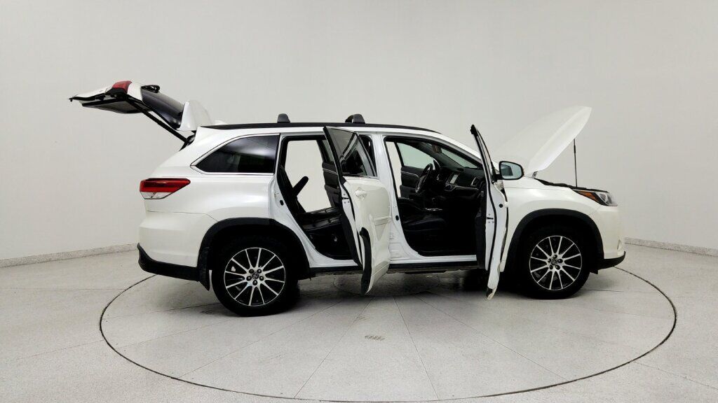 2017 Toyota Highlander SE Laurel MD