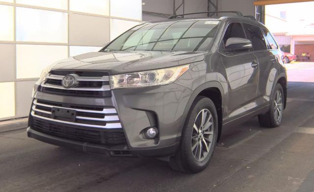 2017 Toyota Highlander XLE