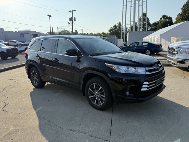 2017 Toyota Highlander XLE Crestwood KY
