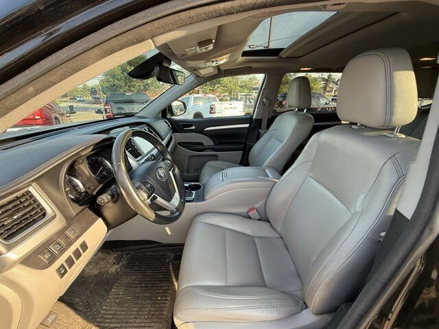 2017 Toyota Highlander XLE Crestwood KY