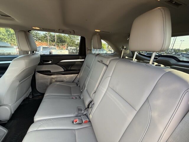 2017 Toyota Highlander XLE Crestwood KY
