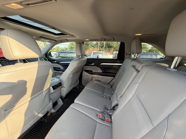 2017 Toyota Highlander XLE Crestwood KY