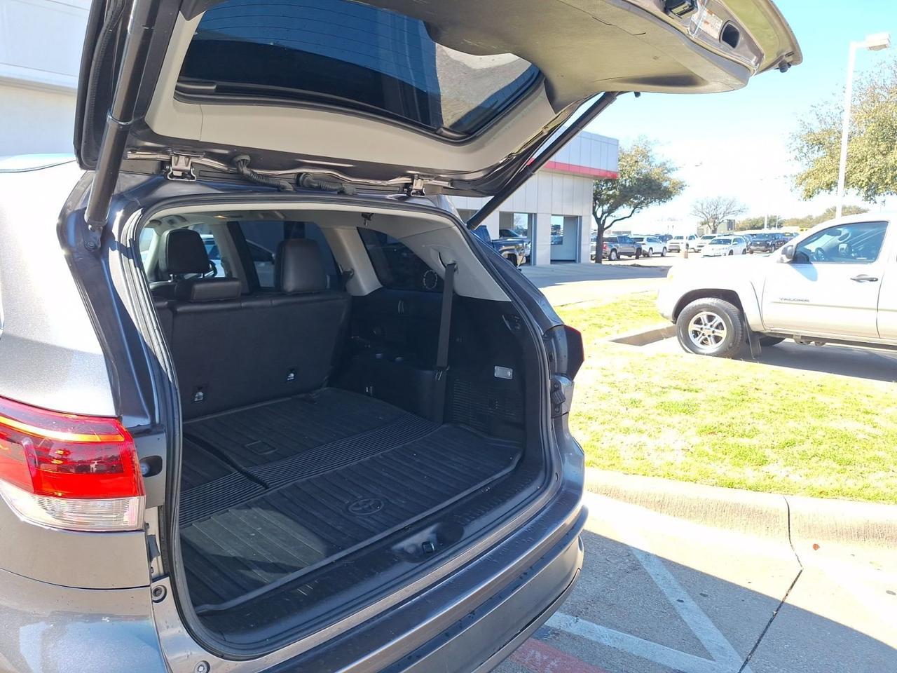 2017 Toyota Highlander XLE Hurst TX