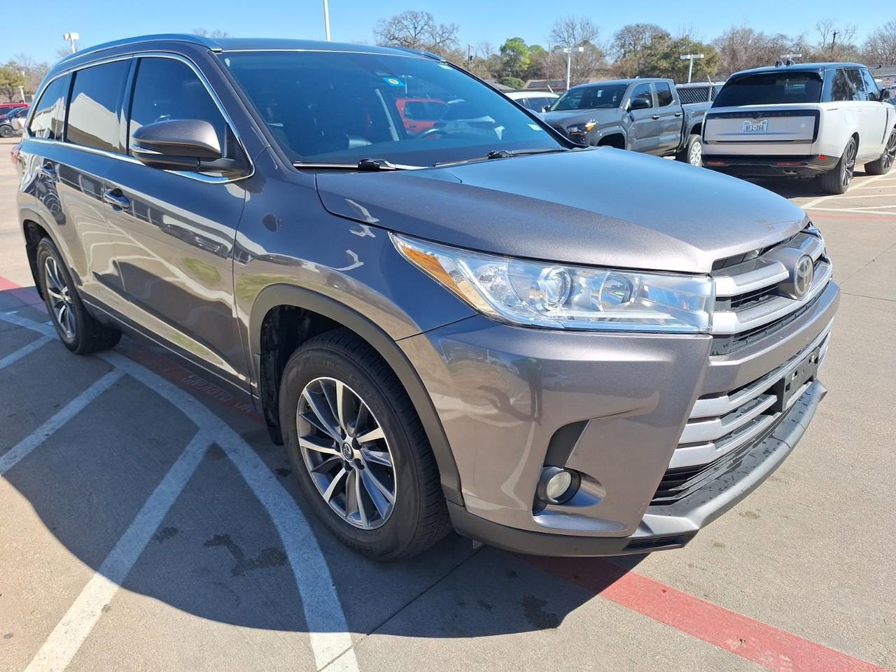 2017 Toyota Highlander XLE Hurst TX