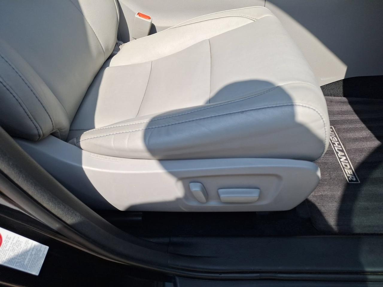 2017 Toyota Highlander XLE Hurst TX