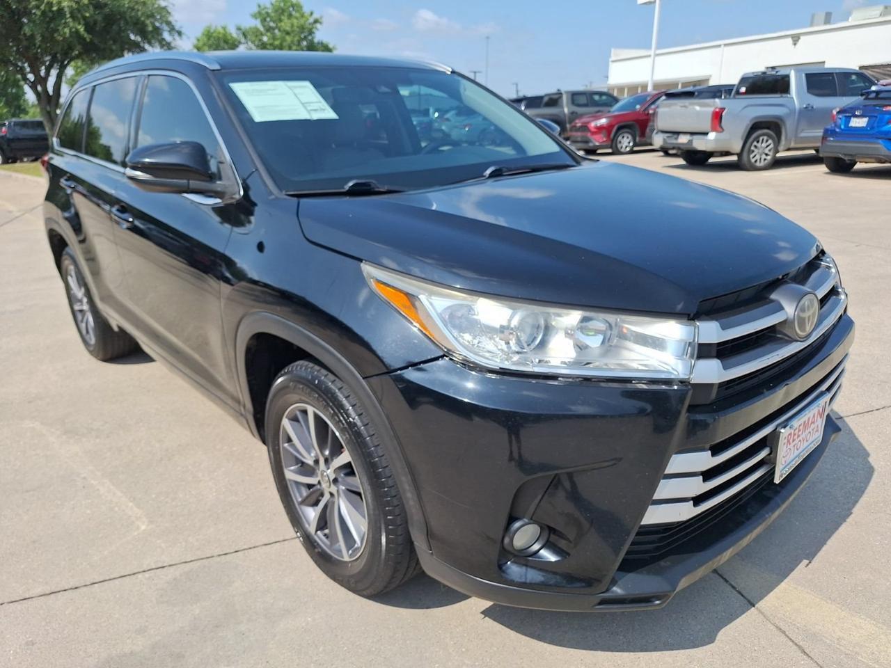 2017 Toyota Highlander XLE Hurst TX