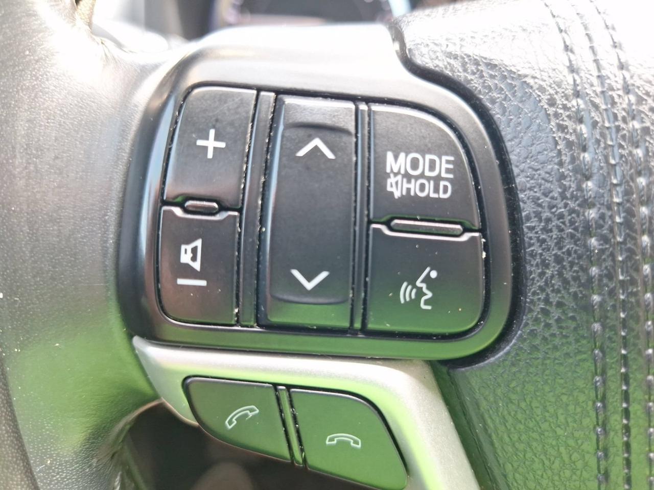 2017 Toyota Highlander XLE Hurst TX