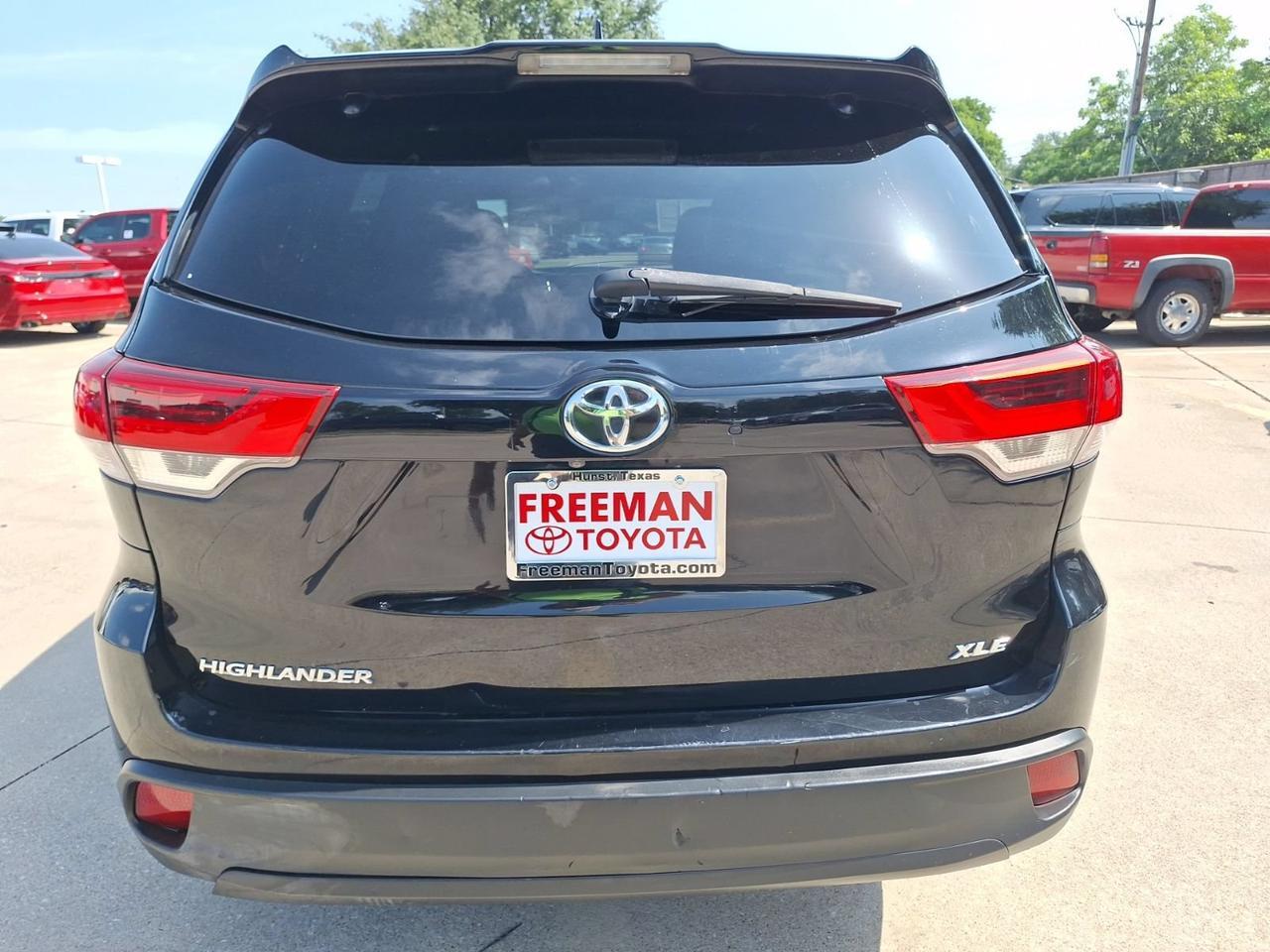 2017 Toyota Highlander XLE Hurst TX