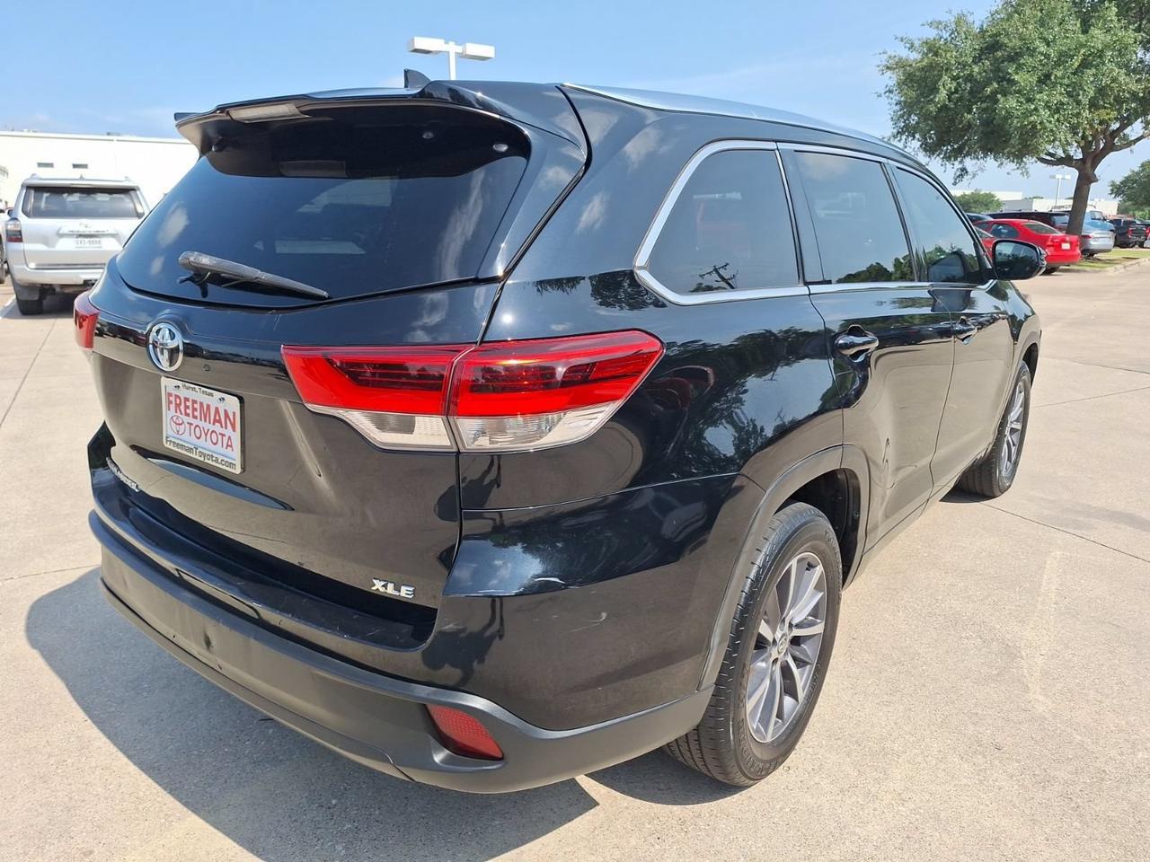 2017 Toyota Highlander XLE Hurst TX
