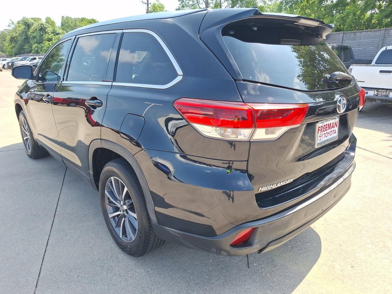 2017 Toyota Highlander XLE Hurst TX