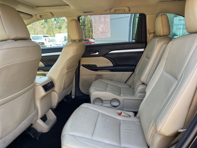 2017 Toyota Highlander XLE - Photo 22