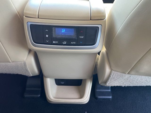 2017 Toyota Highlander XLE - Photo 17