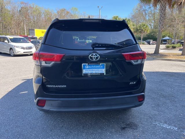 2017 Toyota Highlander XLE - Photo 6