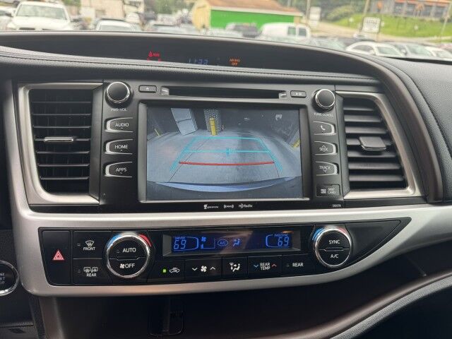 2017 Toyota Highlander XLE North Versailles PA