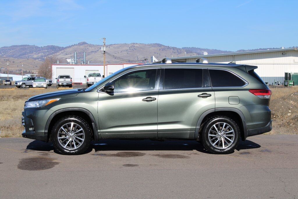 2017 Toyota Highlander XLE Klamath Falls OR