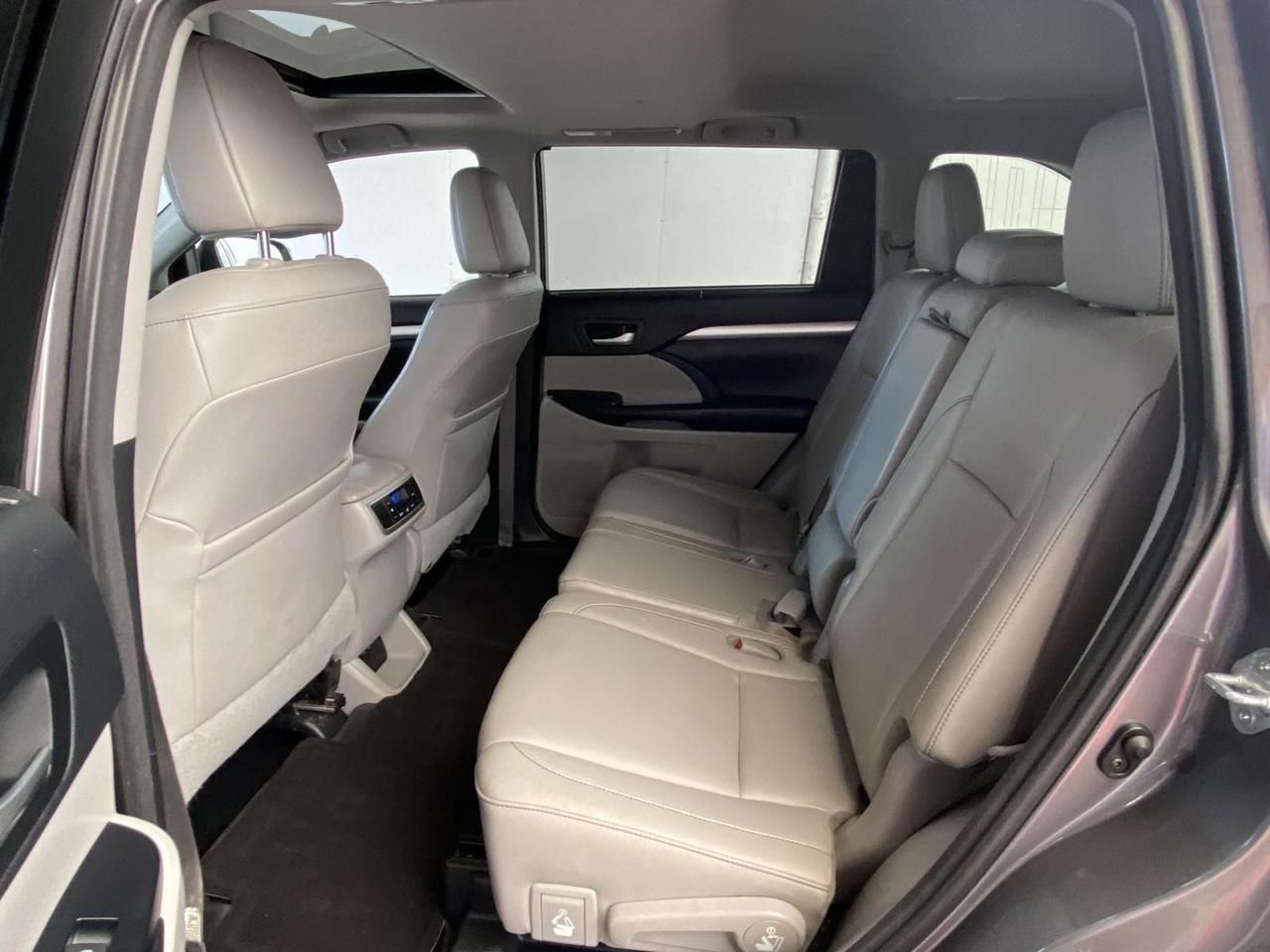 2017 Toyota Highlander XLE Richmond Hill NY