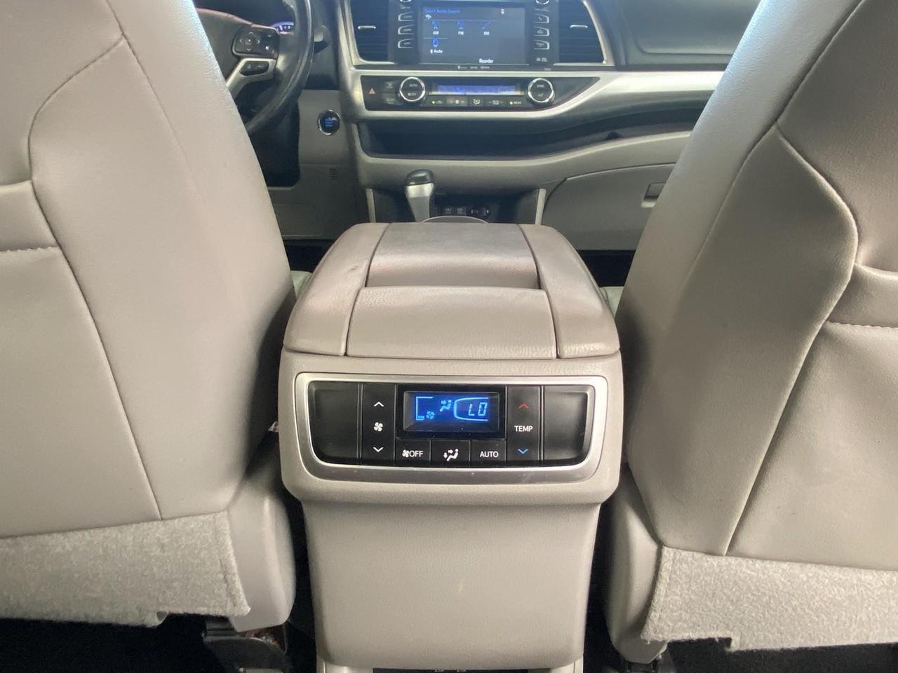 2017 Toyota Highlander XLE Richmond Hill NY