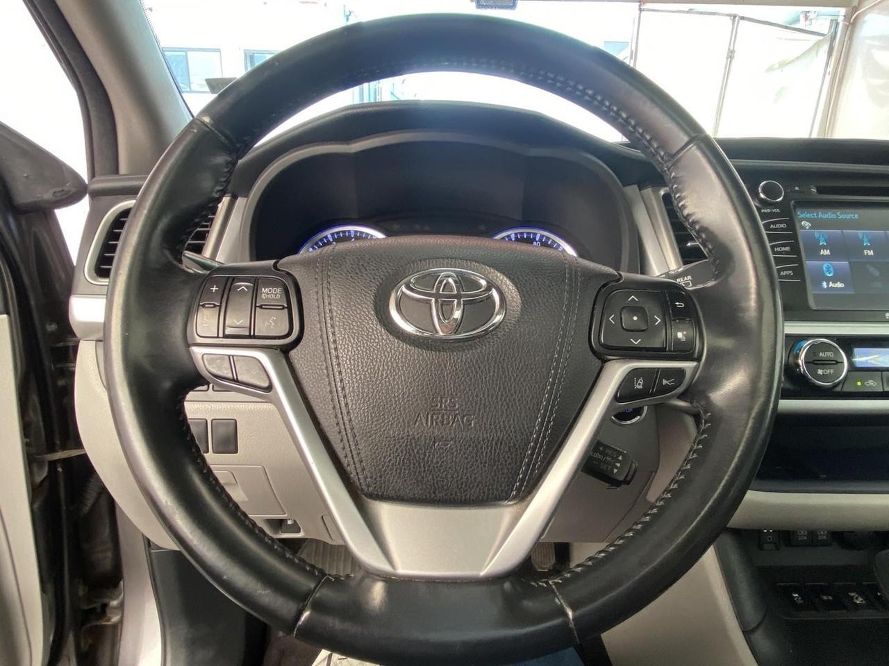 2017 Toyota Highlander XLE Richmond Hill NY