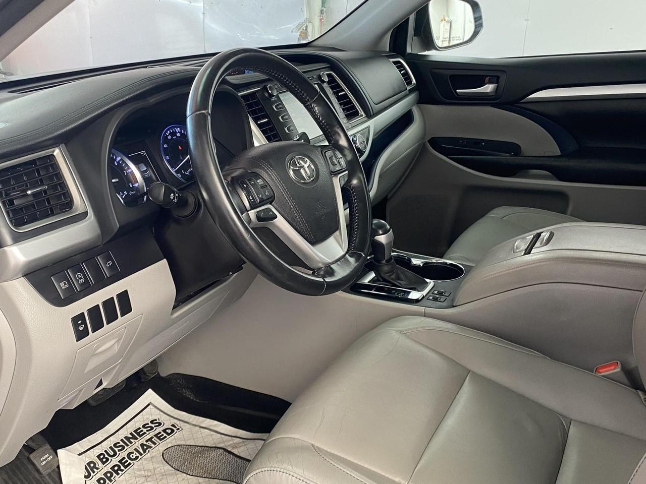 2017 Toyota Highlander XLE Richmond Hill NY