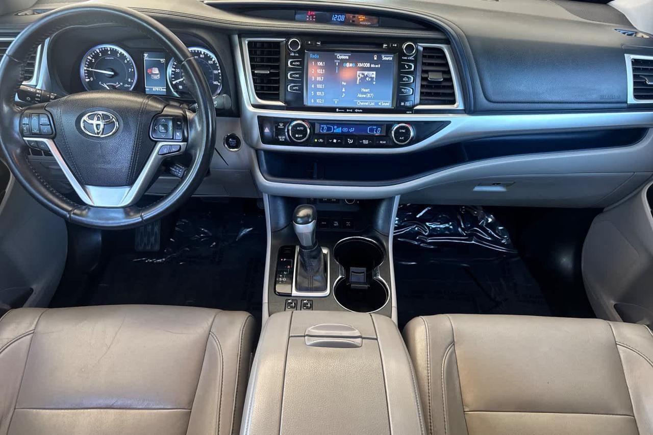 2017 Toyota Highlander XLE
