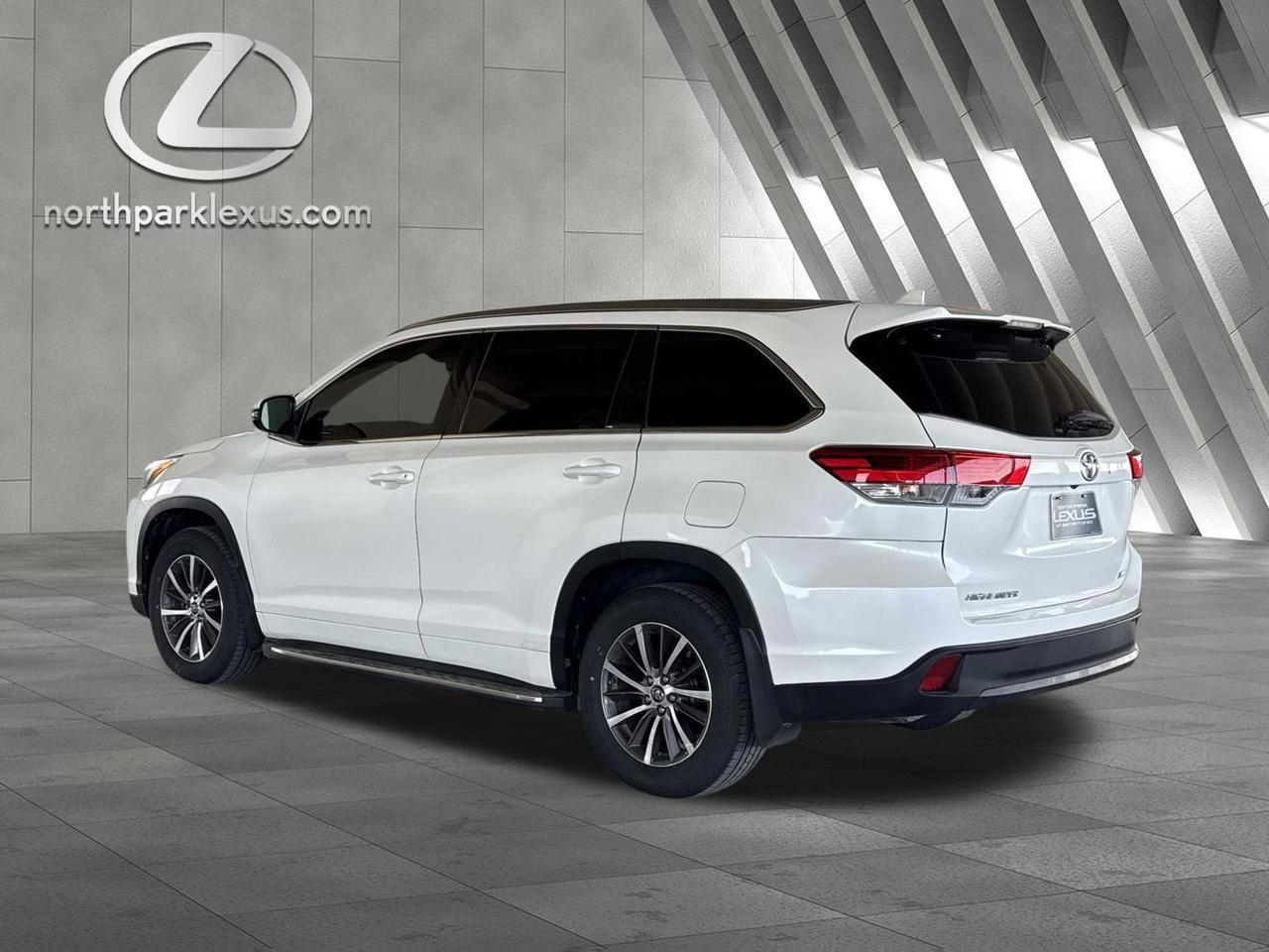 2017 Toyota Highlander XLE