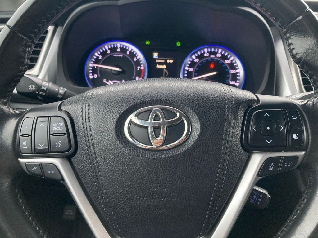 2017 Toyota Highlander XLE San Antonio TX