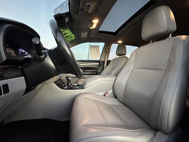 2017 Toyota Highlander XLE Tucson AZ