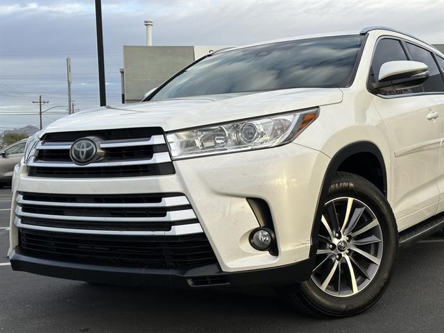 2017 Toyota Highlander XLE