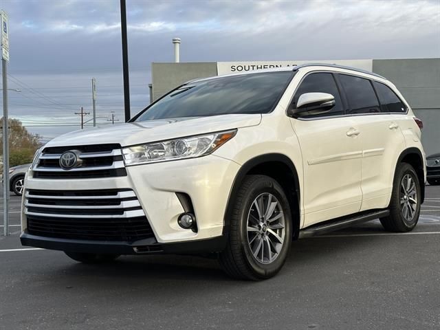 2017 Toyota Highlander XLE Tucson AZ