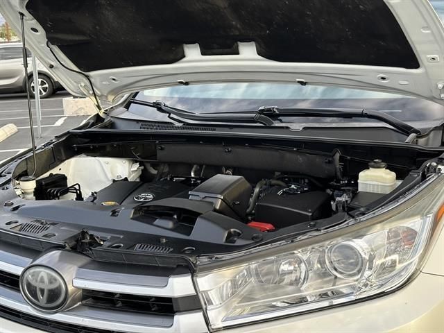 2017 Toyota Highlander XLE Tucson AZ