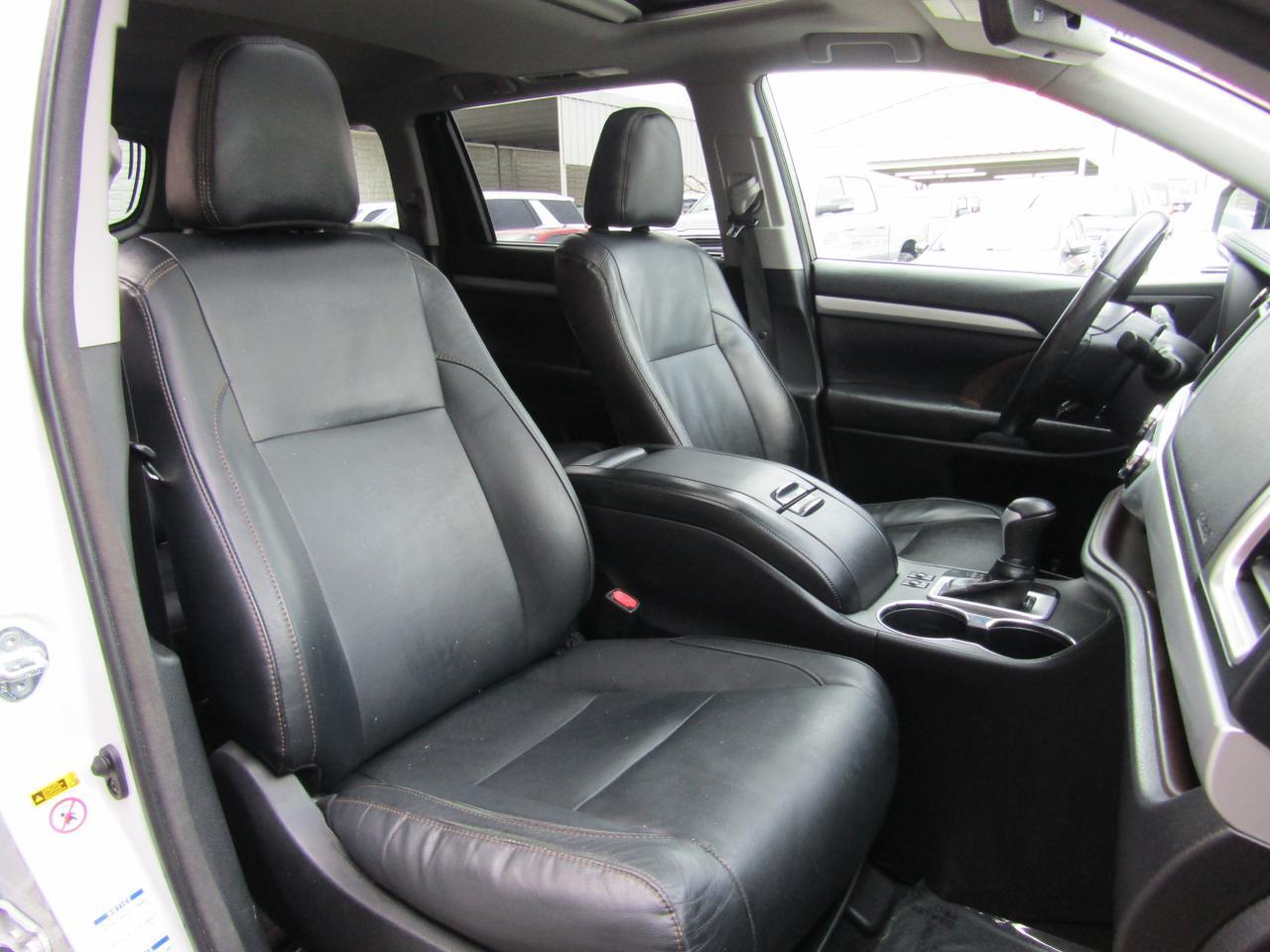 2017 Toyota Highlander XLE V6 AWD (Natl) Grand Prairie TX