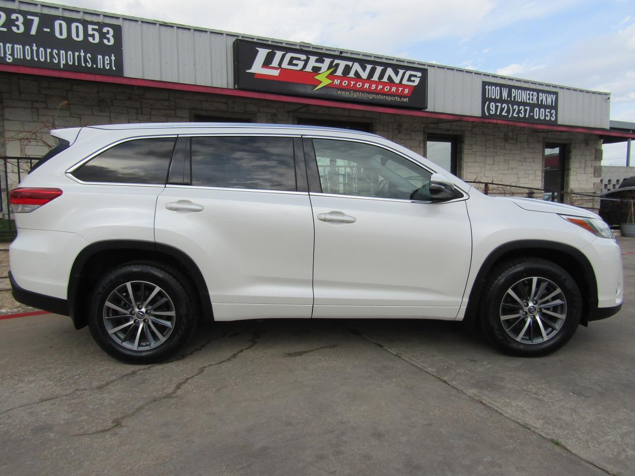 2017 Toyota Highlander XLE V6 AWD (Natl) Grand Prairie TX