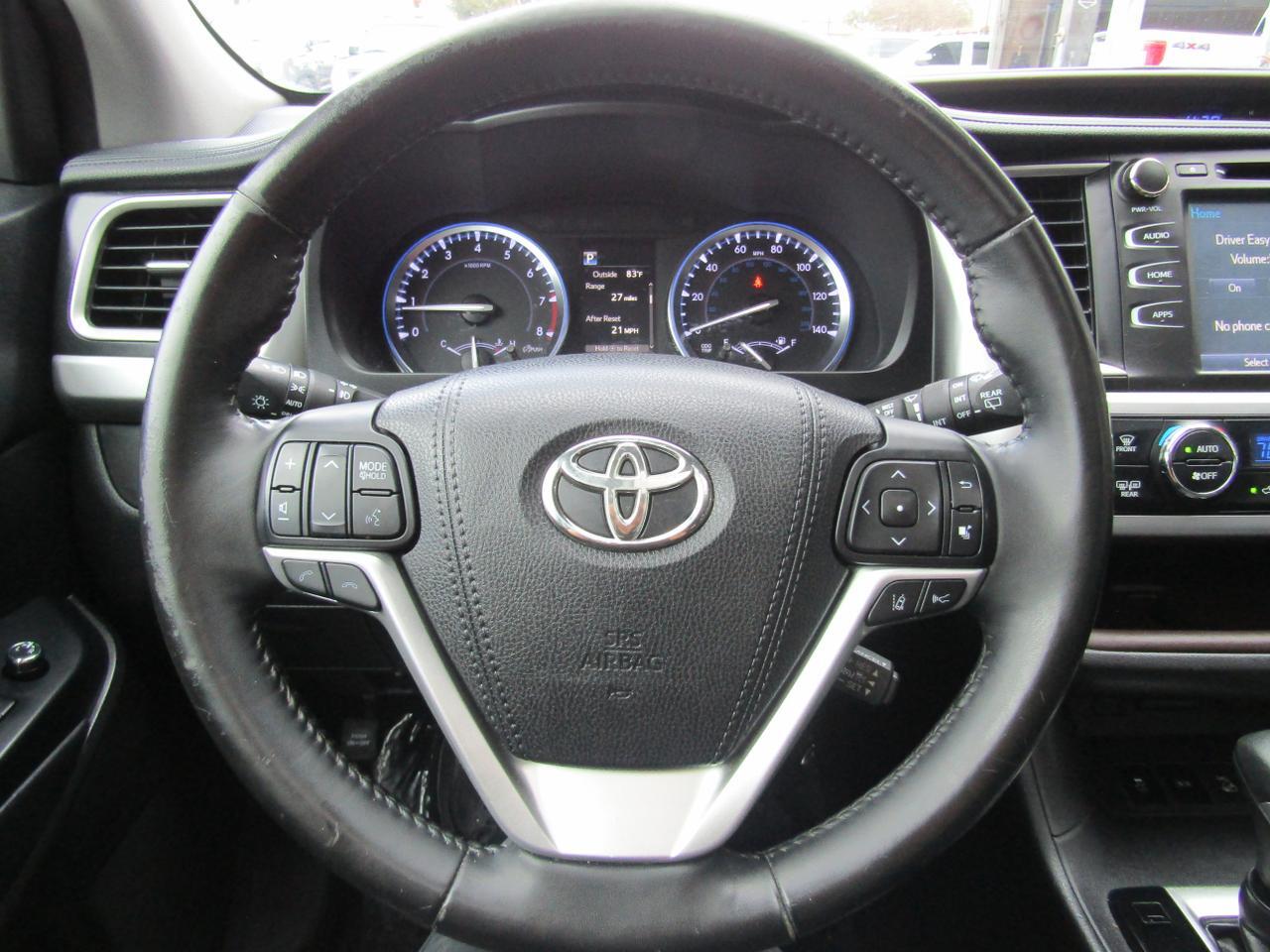 2017 Toyota Highlander XLE V6 AWD (Natl) Grand Prairie TX