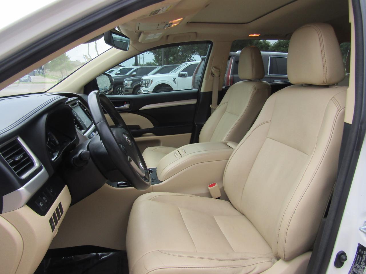 2017 Toyota Highlander XLE V6 FWD (GS) Grand Prairie TX