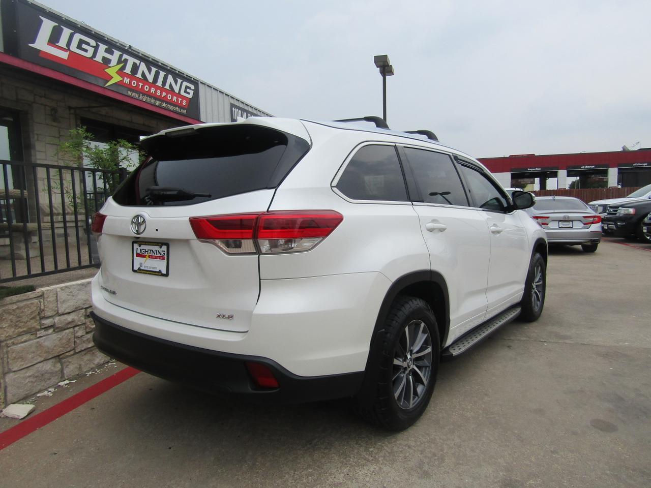 2017 Toyota Highlander XLE V6 FWD (GS) Grand Prairie TX