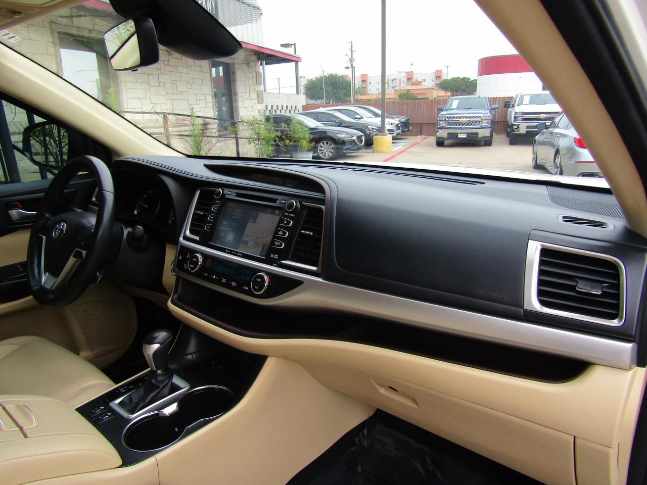 2017 Toyota Highlander XLE V6 FWD (GS) Grand Prairie TX