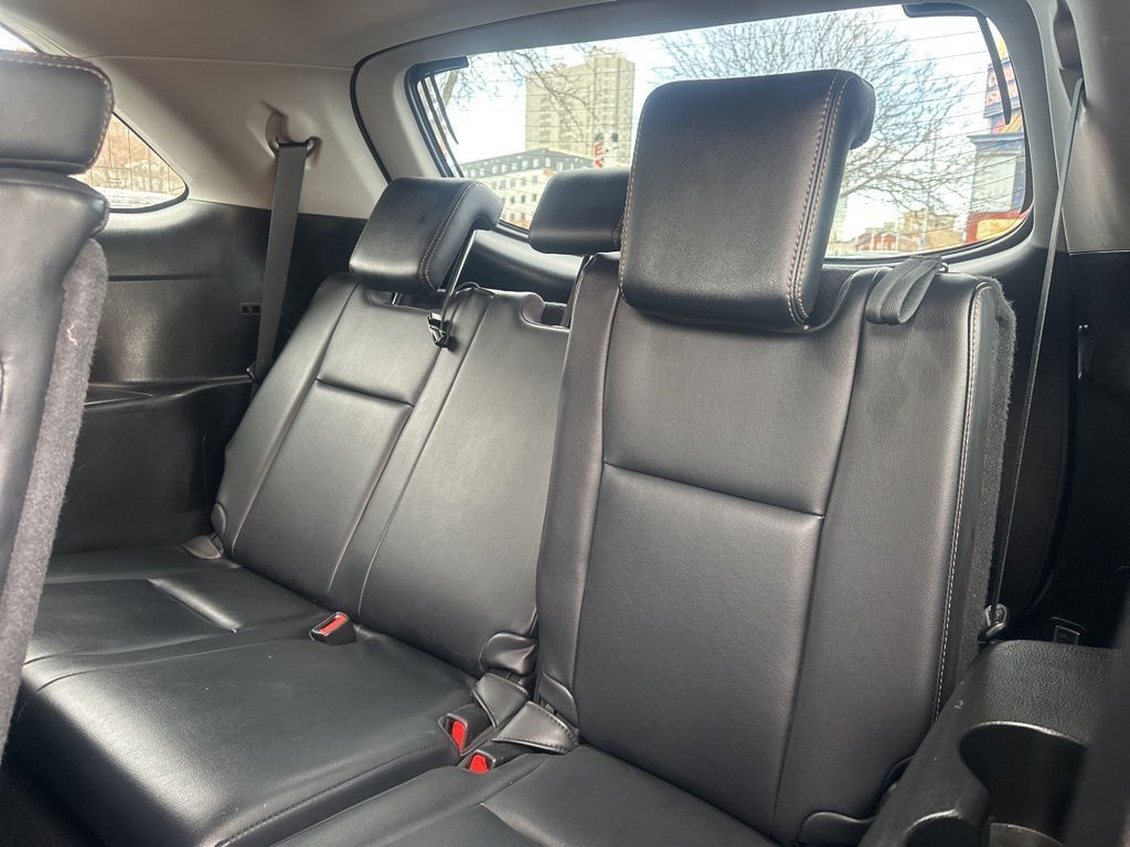 2017 Toyota Highlander XLE Worcester MA