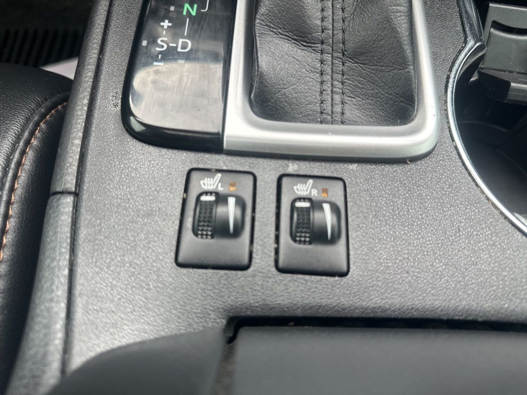 2017 Toyota Highlander XLE Worcester MA