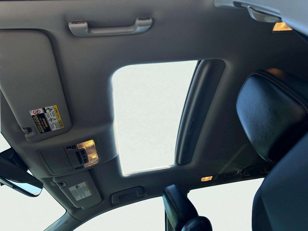 2017 Toyota Highlander XLE w/2nd Row Captain&apos;s Pkg San Clemente CA