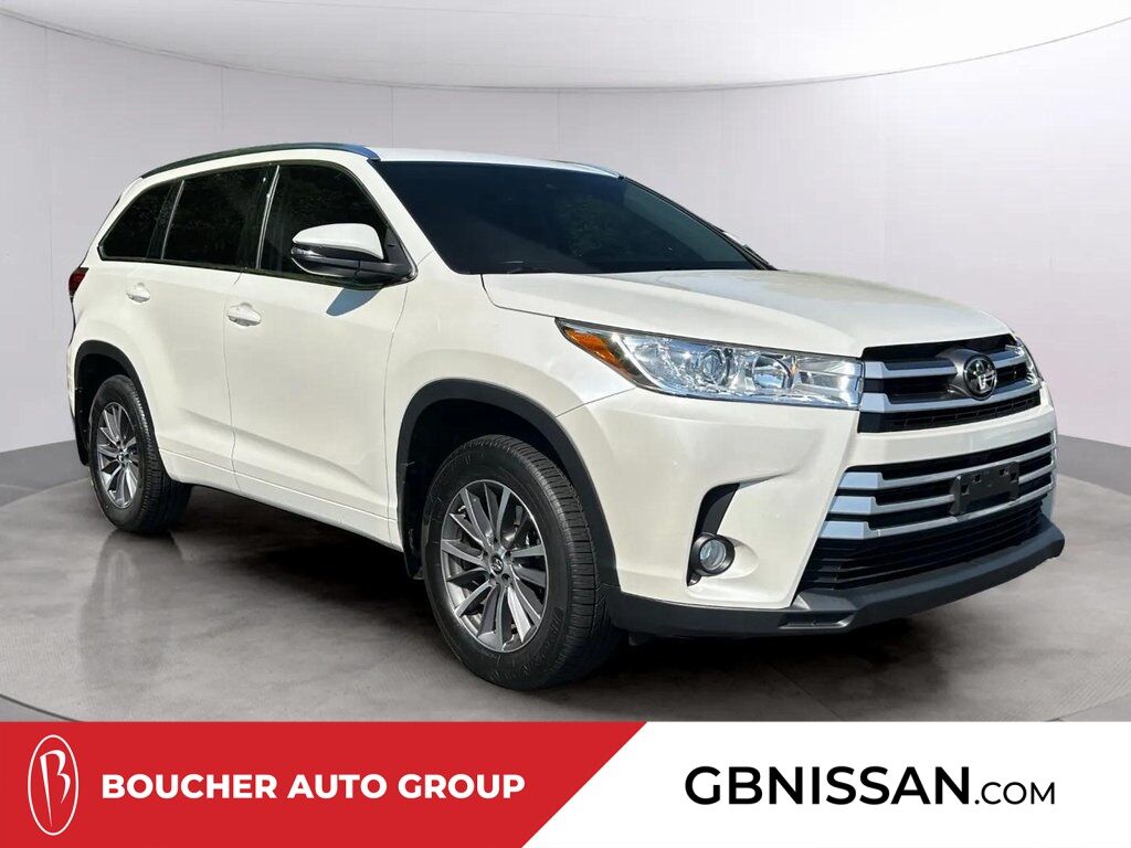 2017 Toyota Highlander XLE w/2nd Row Captain&apos;s Pkg San Clemente CA