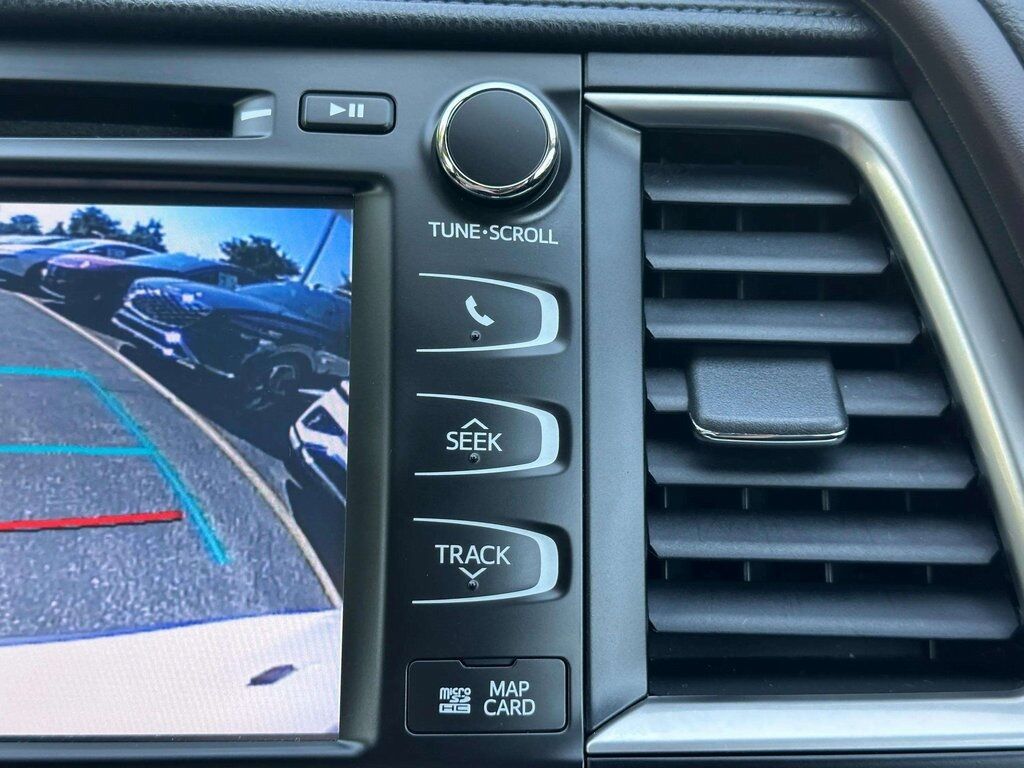 2017 Toyota Highlander XLE w/2nd Row Captain&apos;s Pkg San Clemente CA