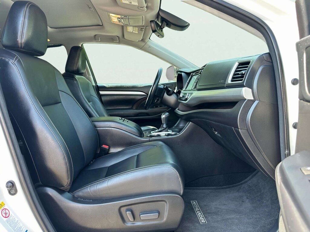 2017 Toyota Highlander XLE w/2nd Row Captain&apos;s Pkg San Clemente CA