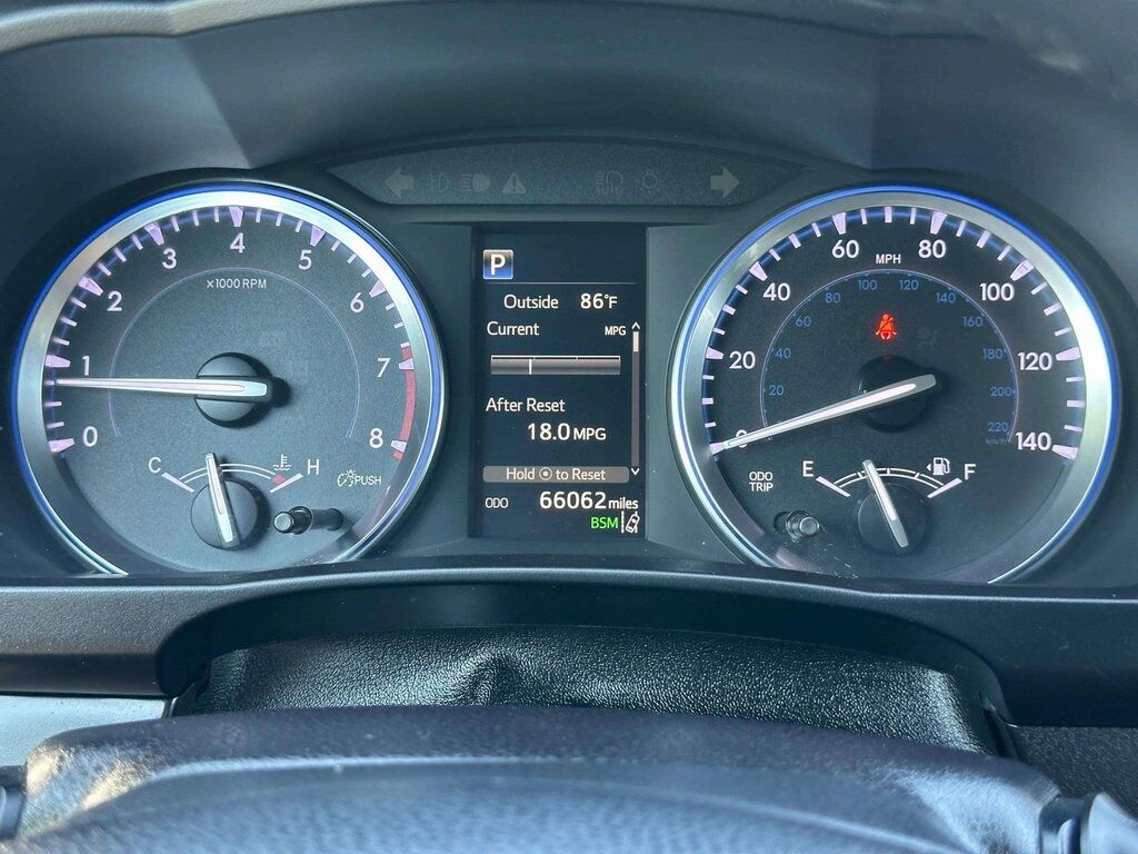 2017 Toyota Highlander XLE w/2nd Row Captain&apos;s Pkg San Clemente CA