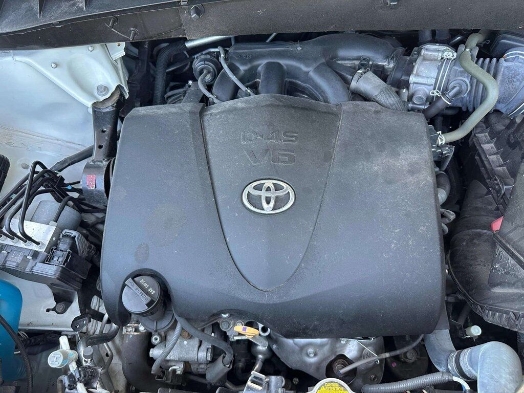 2017 Toyota Highlander XLE w/2nd Row Captain&apos;s Pkg San Clemente CA