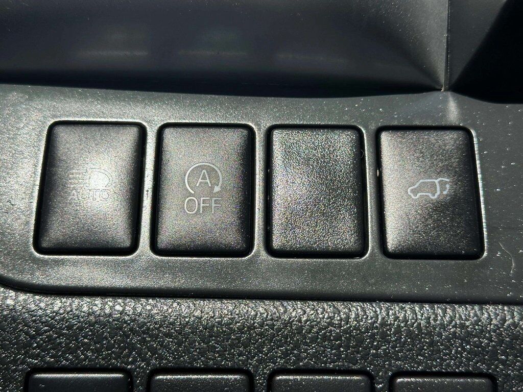 2017 Toyota Highlander XLE w/2nd Row Captain&apos;s Pkg San Clemente CA