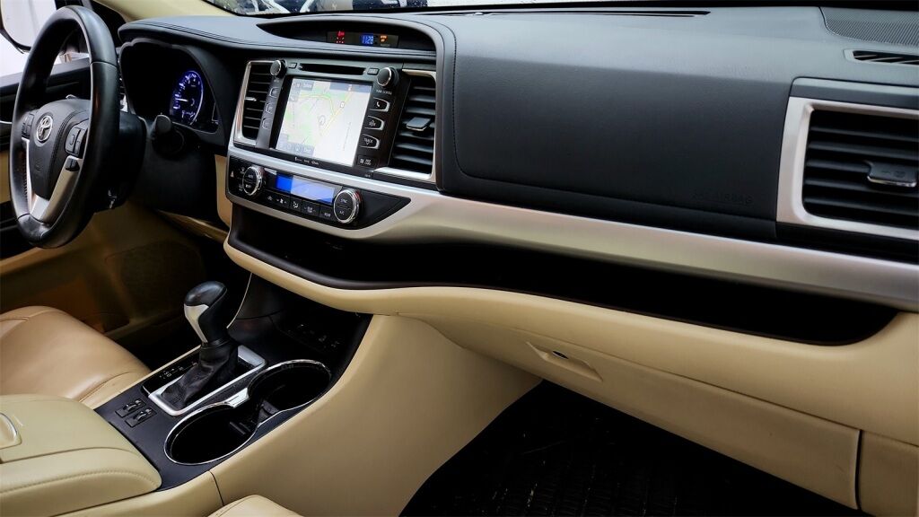 2017 Toyota Highlander XLE Laurel MD