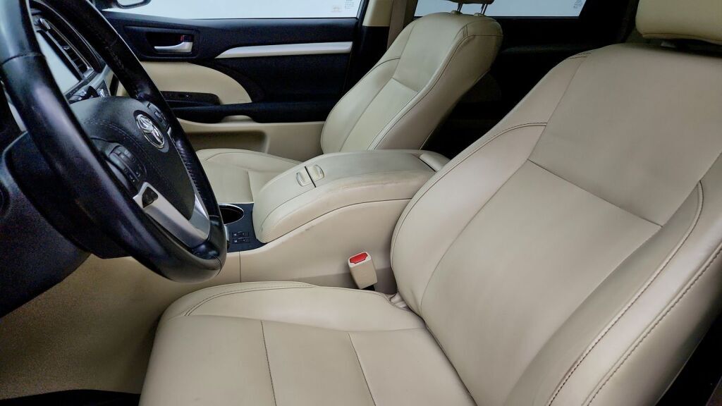 2017 Toyota Highlander XLE Laurel MD