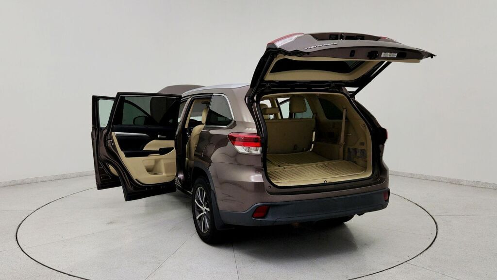 2017 Toyota Highlander XLE Laurel MD