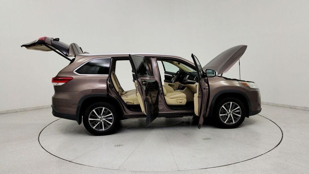 2017 Toyota Highlander XLE Laurel MD
